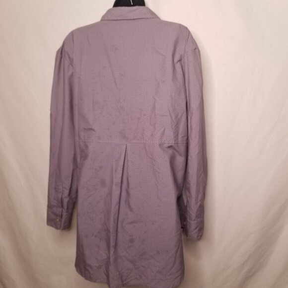 The North Face hi low button up lightweight shirt - Picture 3 of 11